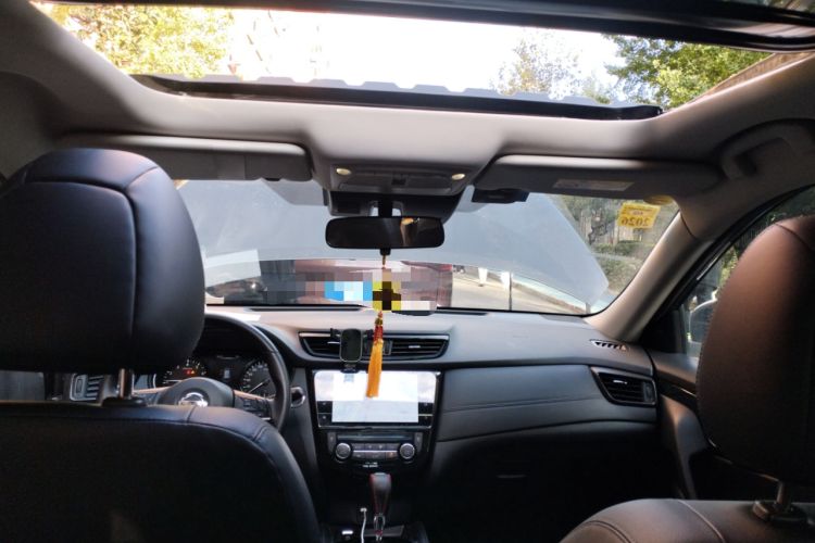 Used Nissan X-Trail 2023 Classic 2.0L Two-Wheel Drive Smart Connect Premium Edition
