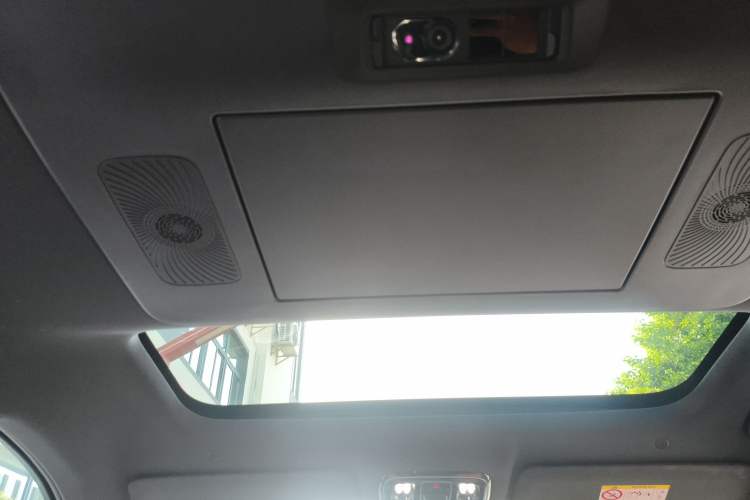 Used Geely Galaxy M9 2025 Model 230km Two-Wheel-Drive Exploration Edition Headliner