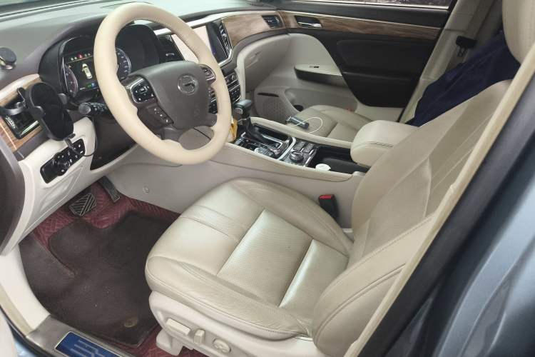 Used GAC Trumpchi GS8 2017 320T Four-Wheel Drive Luxury Smart Connectivity Version (7 Seats)
