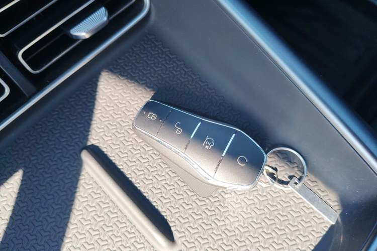 Used BYD Song Pro New Energy 2025 2nd Generation Intelligent Driving Version DM-i 75KM Leading Edition