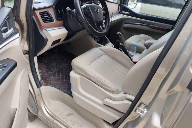 Used FORTHING Lingzhi 2020 M5L 1.6L Luxury 7-Seater