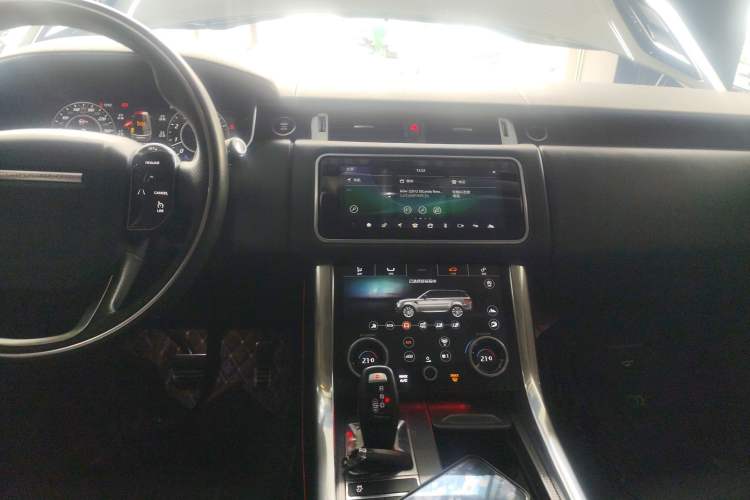 Used Land Rover Range Rover Sport 2020 3.0 L6 SE