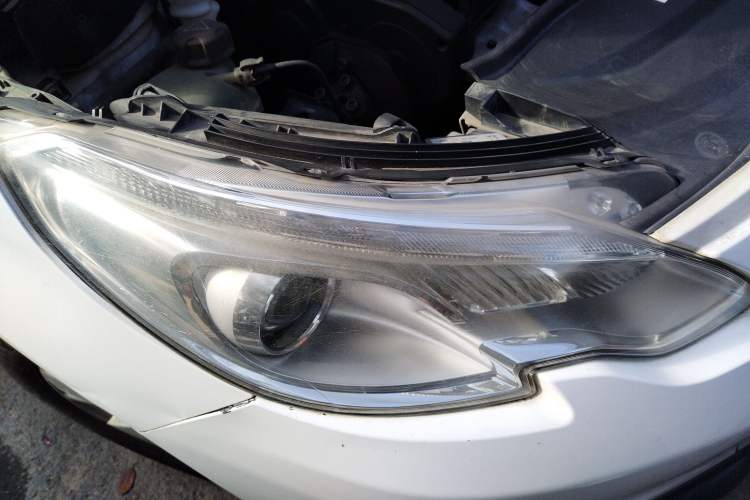 Used Peugeot 2008 2014 1.6L Automatic Fashion Edition Right Front Headlight