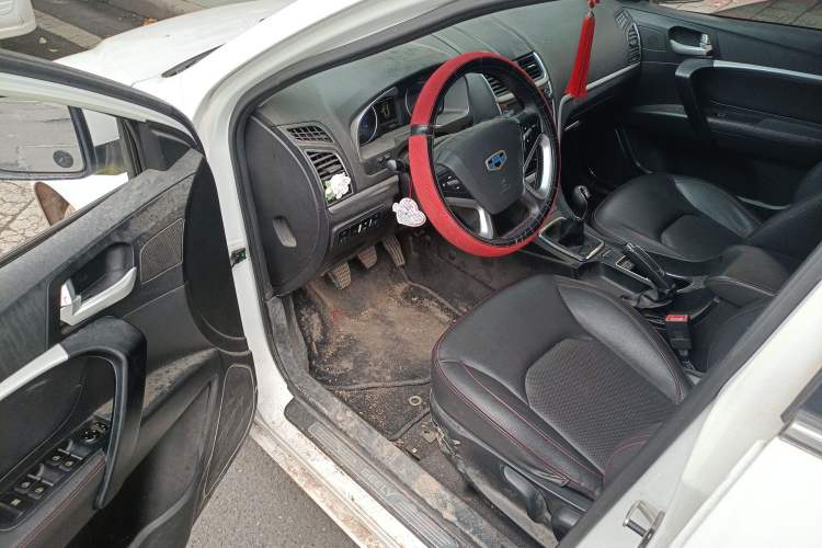 Used Geely Auto Emgrand 2015 Sedan 1.5L Manual - Top Trim Level