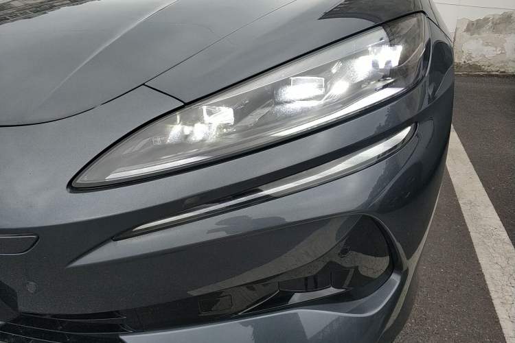 Used Denza Z9 2024 1100 km Four-Wheel Drive Max Version