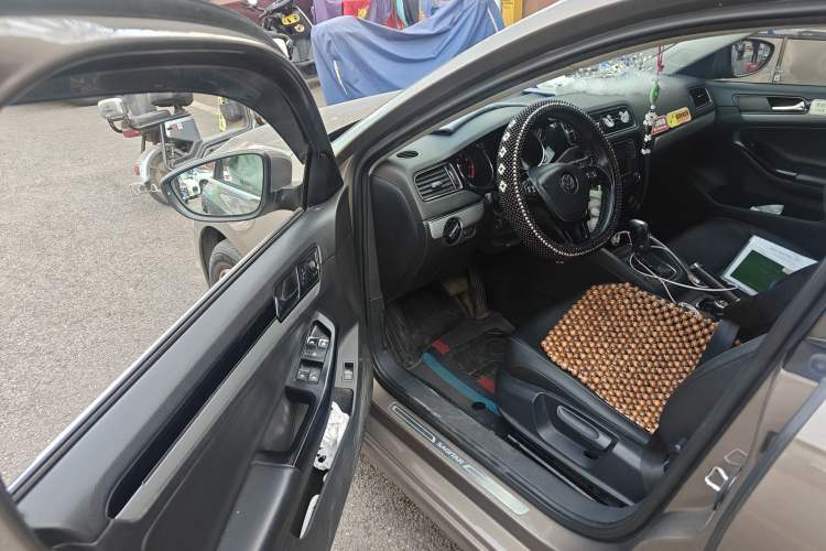 Used Volkswagen Sagitar 2018 1.6L Automatic Comfort Model
