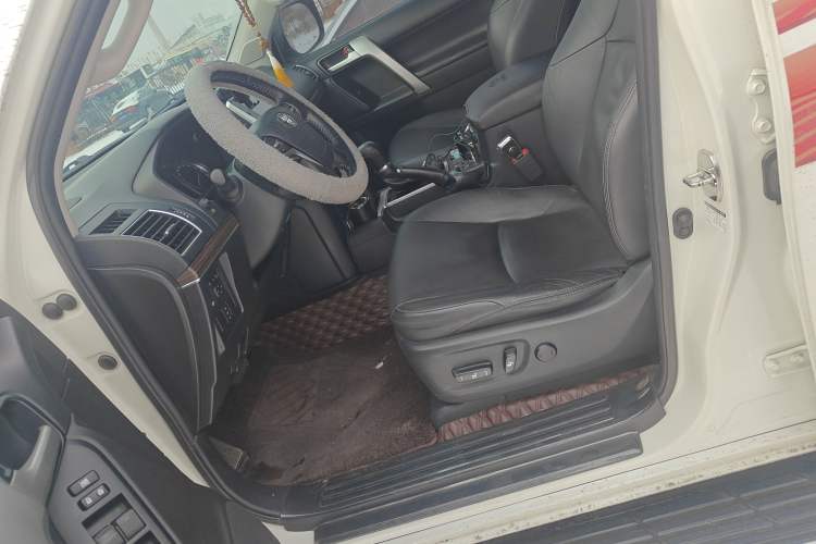 Used Toyota Prado 2019 3.5L Automatic TX-L Deluxe Edition with Rear-Mounted Spare Tire
