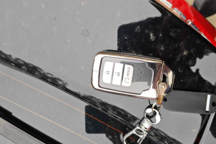 Used Honda Civic 2021 HATCHBACK 220TURBO CVT New Trendsetter
