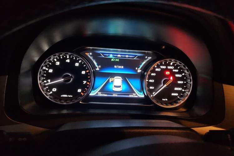 Used FORTHING Joyear X5 2017 Jingxiang Series 1.5T Manual Luxury Model