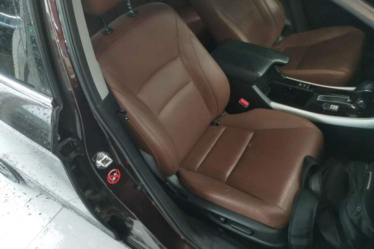 Used Honda Accord 2016 2.4L Luxury Edition Right Front Seat