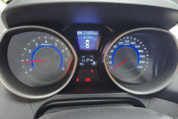 Used Hyundai Elantra (5th Generation / Langdong) 2013 1.6L Automatic Leading Model