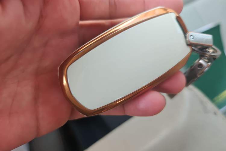 Used Geely Auto Emgrand 2016 Sedan 1.5L Manual Luxury Model