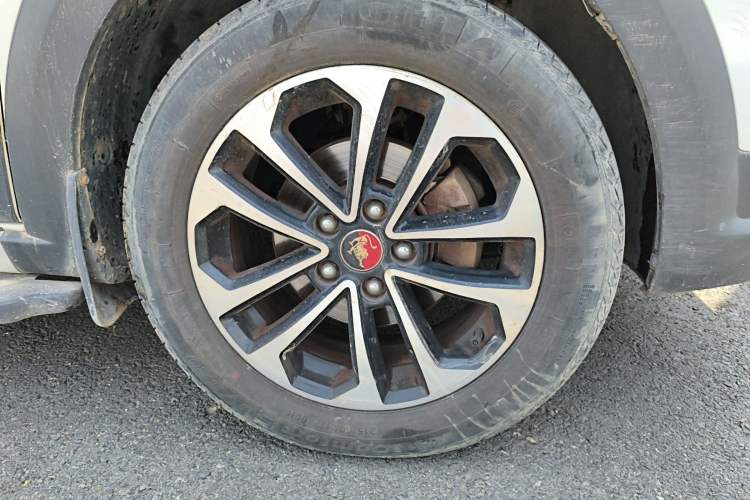 Used FORTHING Joyear X5 2015 1.6L Manual Luxury Model