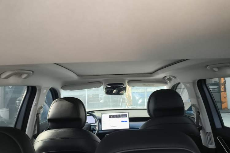 Used Chery Fengyun T9 2024 120 Long-Range Flagship Version 7 Seats Ternary Lithium
