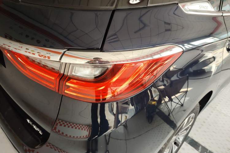 Used BYD Song MAX 2019 1.5T Automatic Smart Connect Ruiyi Sunroof Version 6 Seats China VI Standard