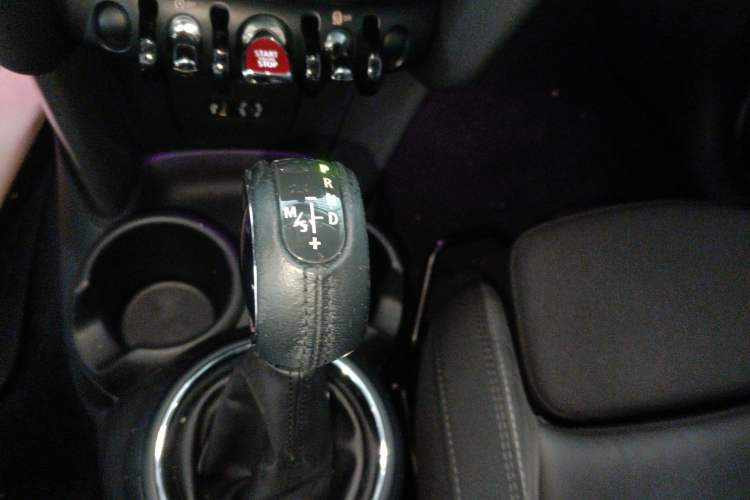 Used MINI MINI 2015 1.5T COOPER Fun Five-Door Edition