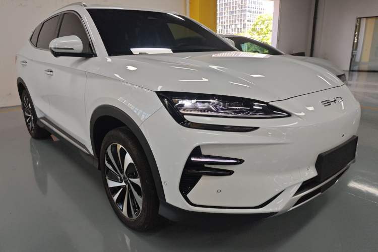 Used BYD Song PLUS New Energy 2023 Champion Edition EV 605KM Flagship PLUS