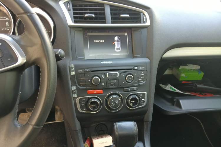 Used Citroen C4L 2016 1.2T Automatic Elite Model Audio And AC Panel