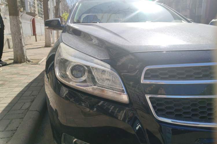 Used Chevrolet Malibu 2014 2.0L Automatic Luxury Edition Right Front Headlight