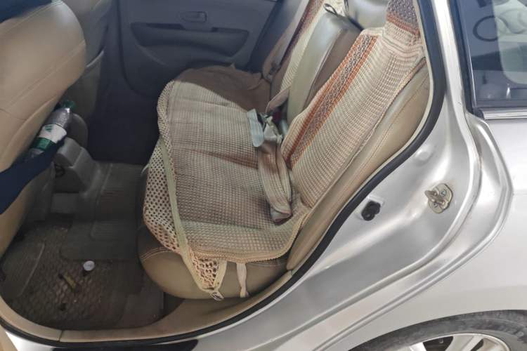 Used Nissan Sylphy 2012 Classic 1.6XE Manual Comfort Edition Left Rear Seat