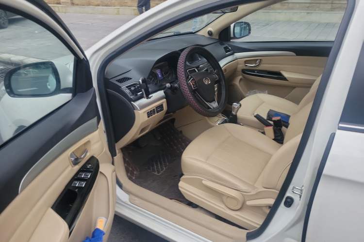 Used Great Wall C30 2016 1.5L AMT Comfort Model Driver Seat