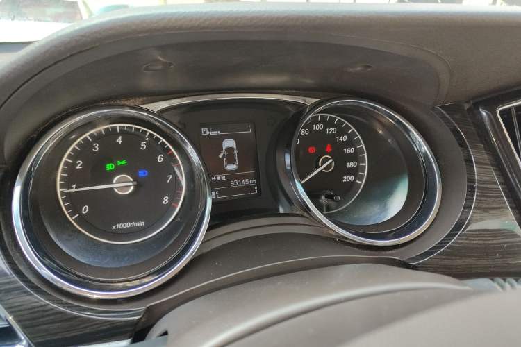 Used Baojun 730 2016 1.5L Manual Comfort Version 7 Seats China V Emission Standard