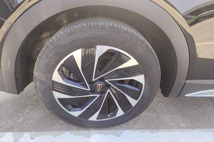 Used Hongqi HS7 PHEV 2024 2.0T PHEV Four-Wheel Drive Flagship Edition 6 Seats
