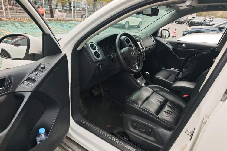 Used Volkswagen Tiguan 2015 1.8TSI Automatic Two-Wheel Drive Luxury Model Driver Seat