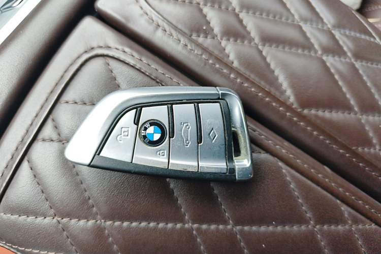 Used BMW 7 Series 2019 Restyled 740Li Leading Edition M Sport Package Vehicle Key