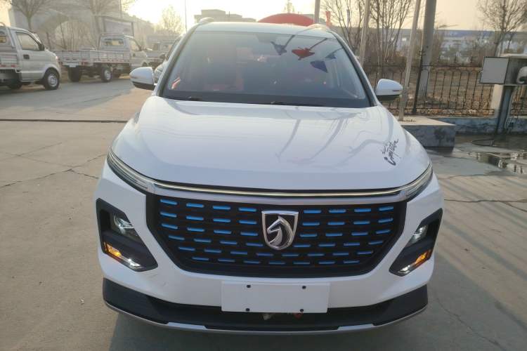 Used Baojun 530 2021 Global Car Anniversary Edition 1.5T Manual Luxury Model 6 Seats