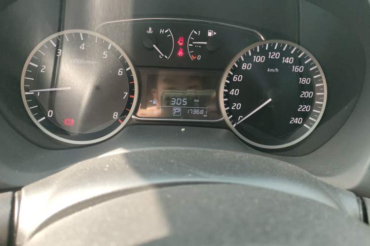 Used Nissan Sylphy 2016 1.6 XL CVT Deluxe Edition Odometer Close Up