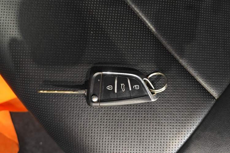 Used Toyota YARiS L Zhi Xuan 2022 X-Trail 1.5L CVT Leading PLUS Edition Vehicle Key