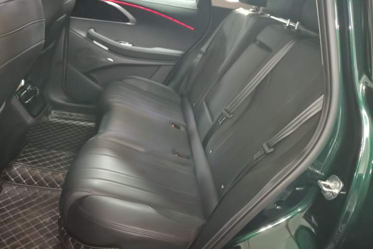 Used EXEED Lingyun 2024 300T Two-Wheel Drive Starlight Edition
