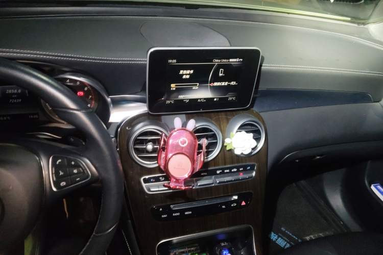 Used Mercedes-Benz GLC 2019 GLC 260 L 4MATIC Luxury Model