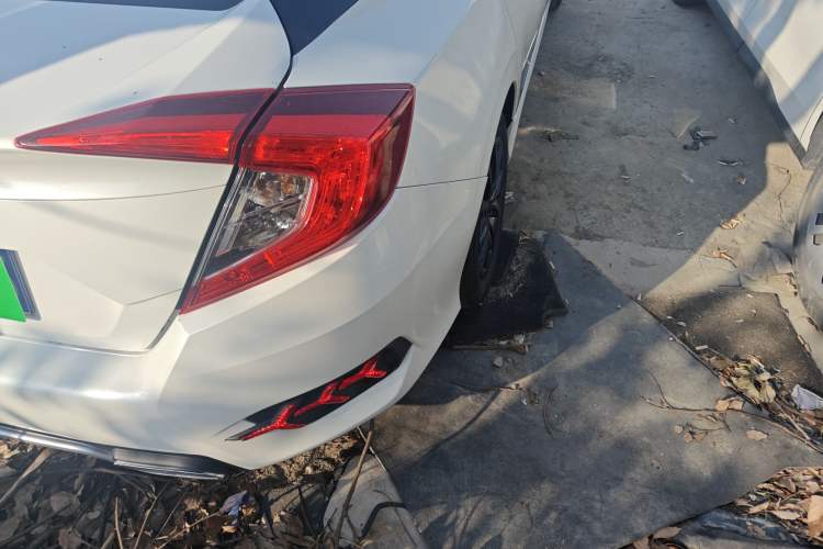 Used Honda Civic 2016 180TURBO CVT Comfort Version Right Rear Taillight