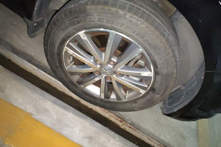 Used Volkswagen Caravelle 2018 2.0 TSI 4x4 Luxury Edition 7-Seater
