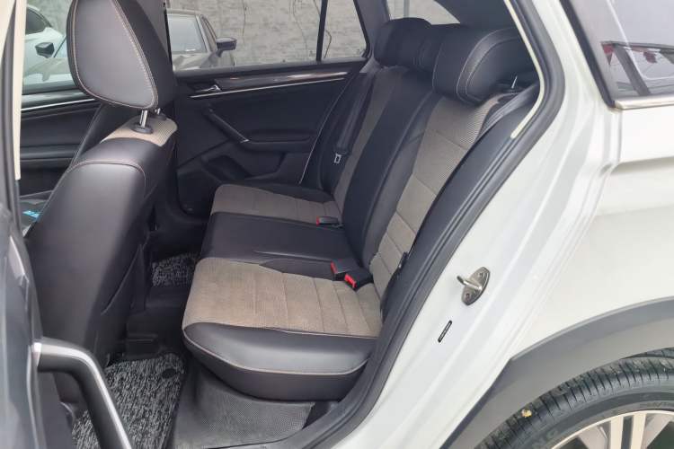 Used Volkswagen C-TREK 2020 1.5L Automatic Comfort Model Left Rear Seat