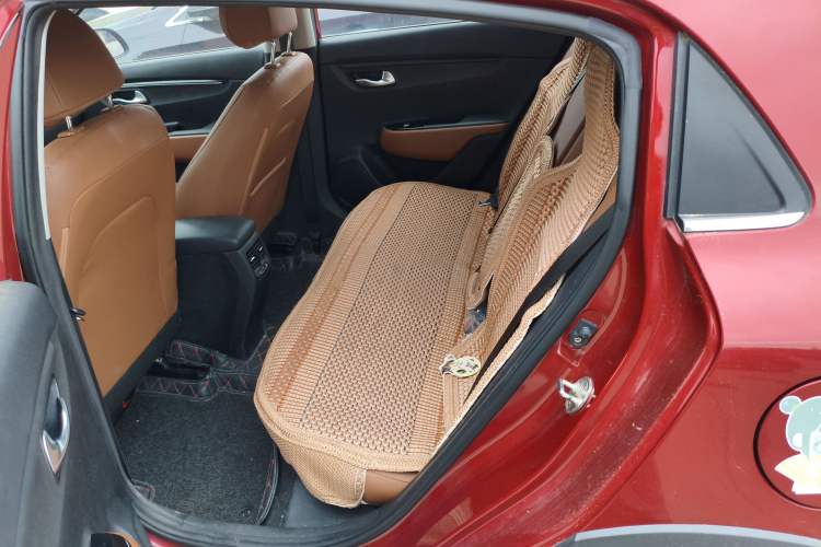 Used Kia KX Cross 2017 1.4L AT GLS