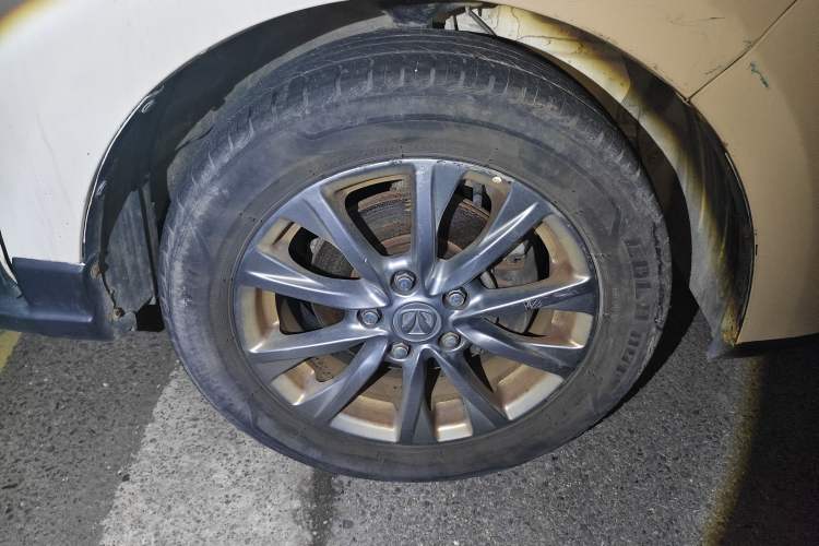 Used BAIC Weiwang M50F 2017 1.5L Standard Model
