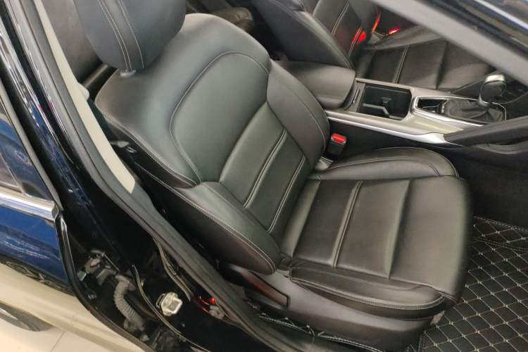 Used Renault Koleos 2017 2.0L Two-Wheel-Drive Leading Edition