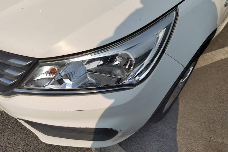 Used Baojun 310 2016 1.2L manual Comfort trim level