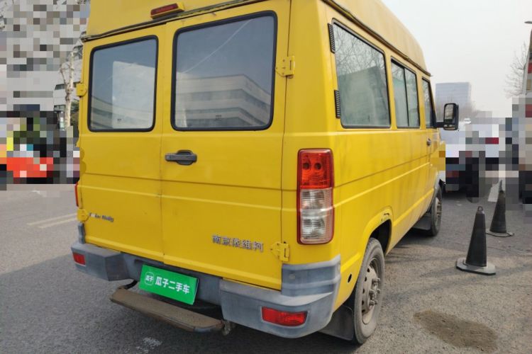 Used Iveco Daily 2014 2.5T-A35 NJ6484ACM47Z4