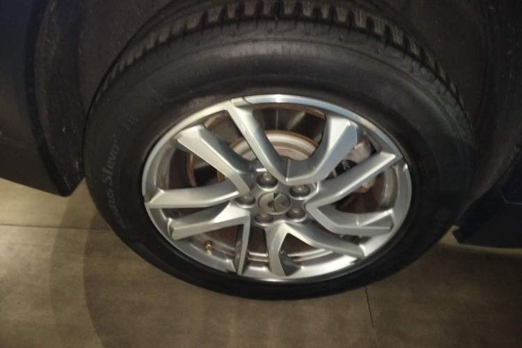 Used Nio ES6 2020 420 km Sport Edition Right Rear Wheel Hub