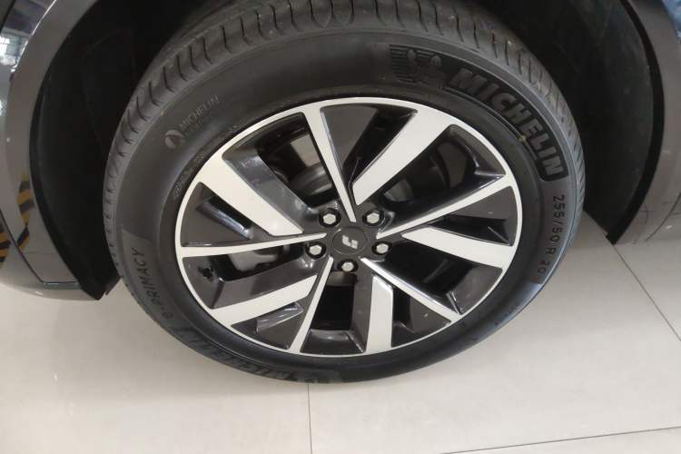 Used Li Auto L8 2023 Pro Model