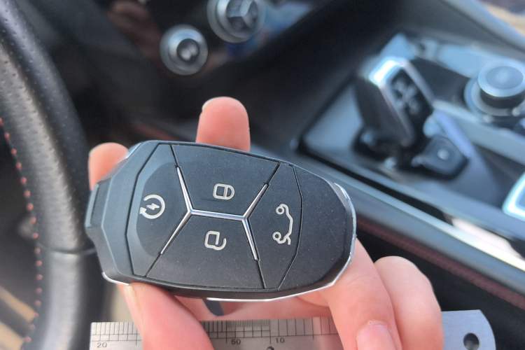 Used Lynk & Co 03 2019 2.0TD Automatic Jing Pro Edition Vehicle Key