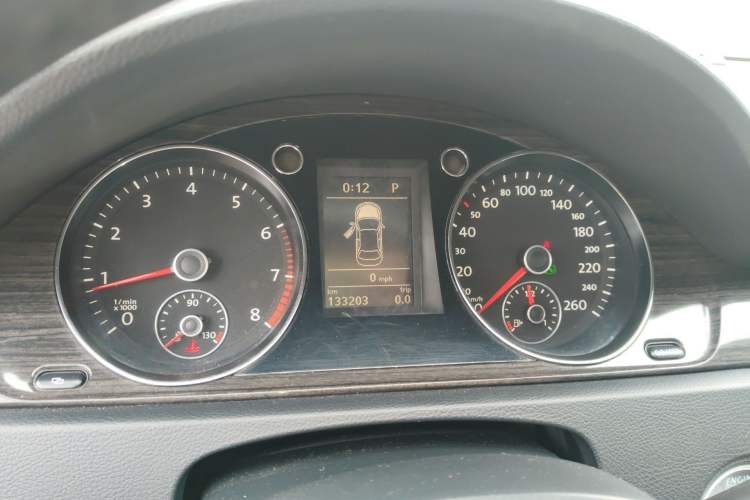 Used Volkswagen Magotan 2012 1.8TSI Prestige Model Instrument Cluster