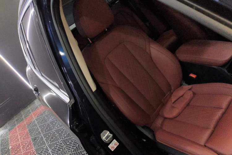 Used BMW X3 2022 xDrive25i M Sport Package Right Front Seat