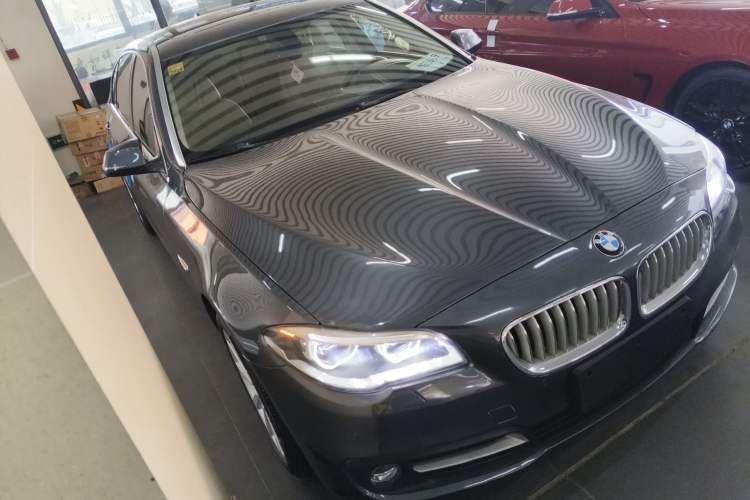 Used BMW 5 Series 2015 535Li Leading Model