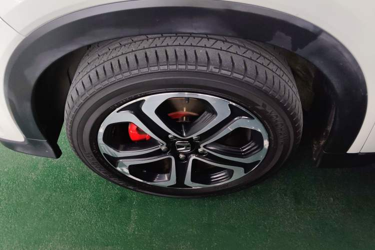 Used Honda XR-V 2017 1.8L EXi CVT Comfort Version Left Front Wheel Hub