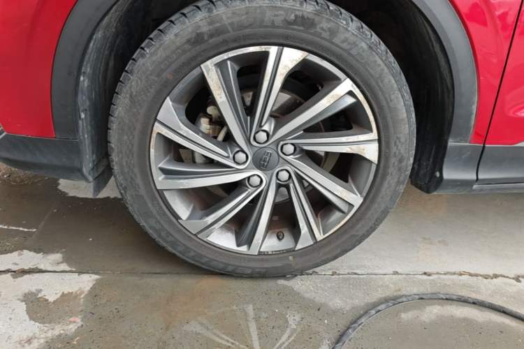 Used Geely Auto Coolray 2019 260T DCT Explorer China V Standard
